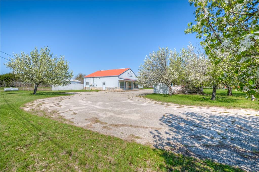 2100 Old Airport Tx 78626