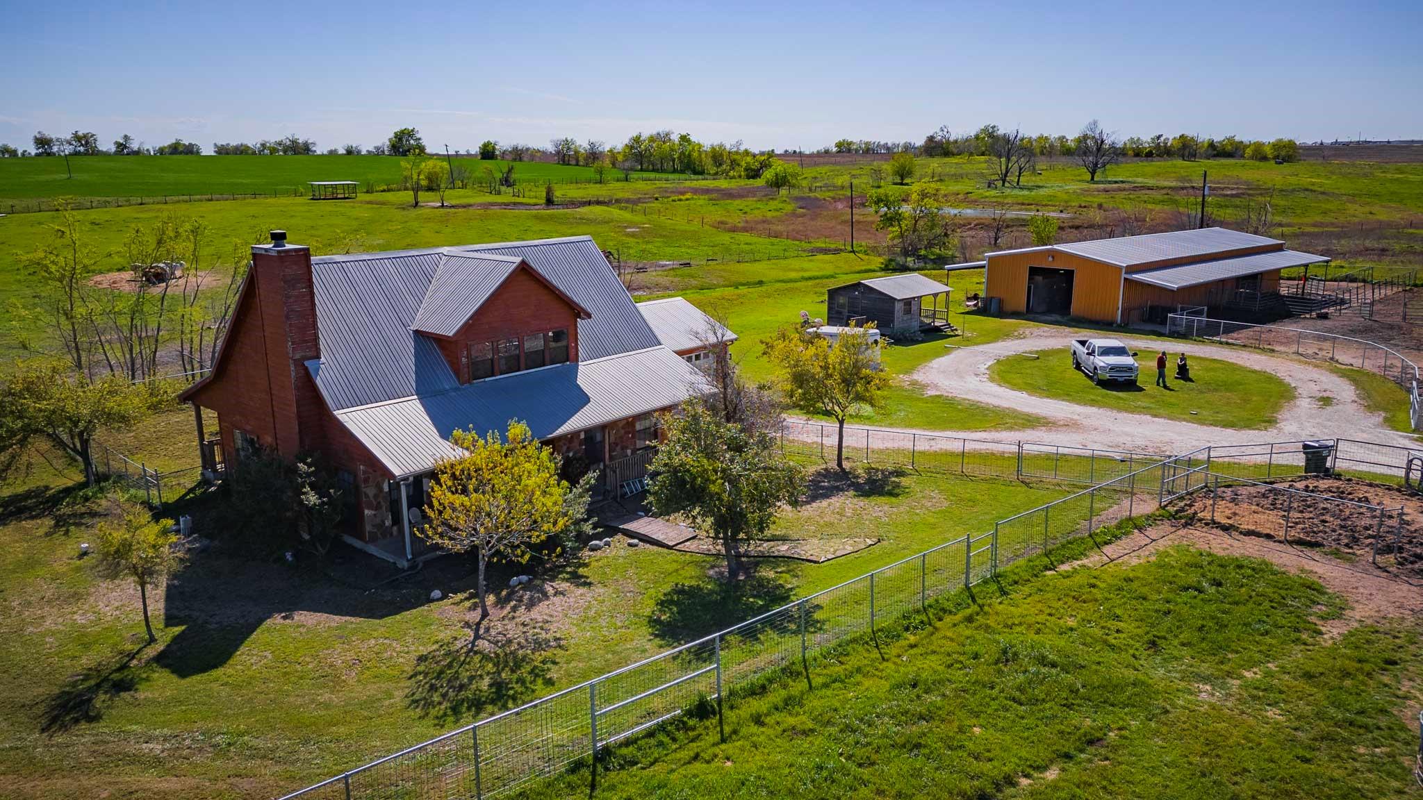 4100 County Rd 404 Tx 76574