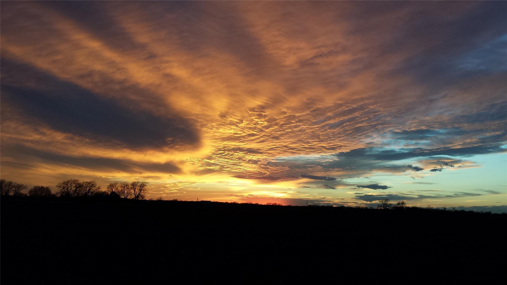 3402 County Road 405 Tx 76574