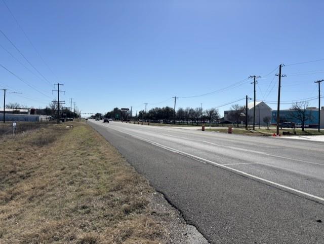 4030 N Main St Tx 76574