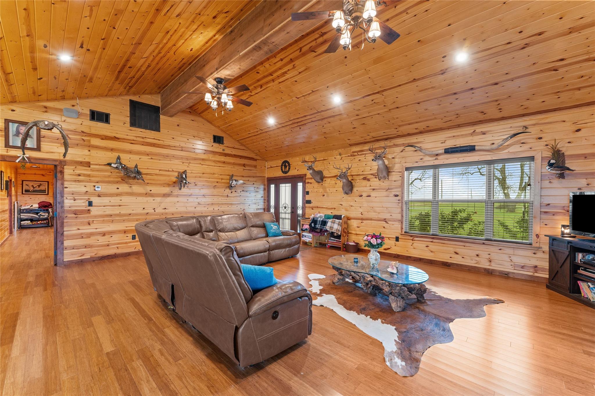 2951 County Road 360 Tx 76511