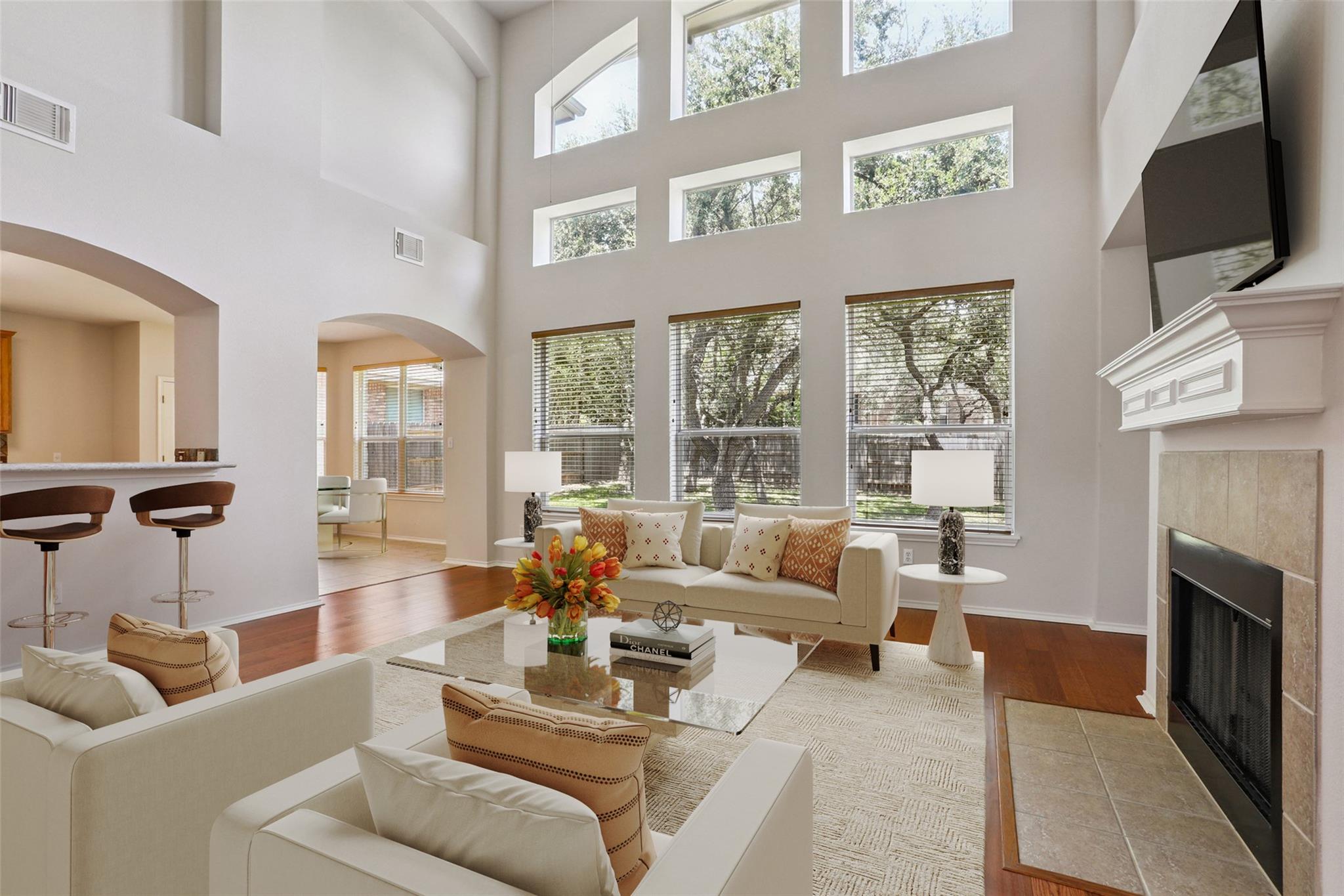 411 Lynnwood Tx 78613