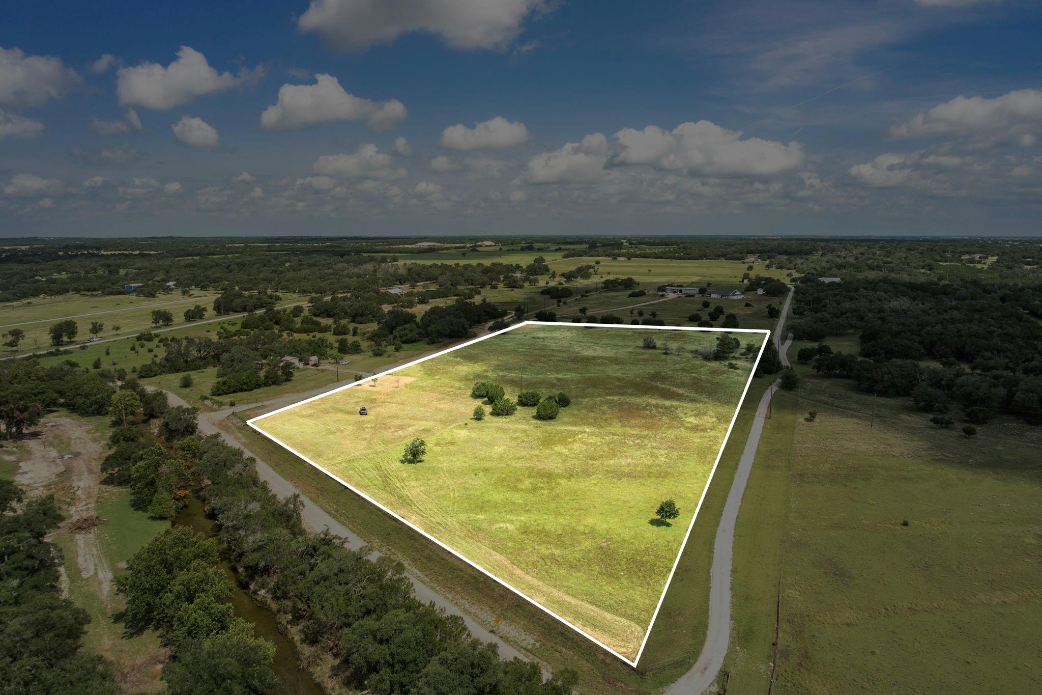 680 County Road 285 Tx 78642