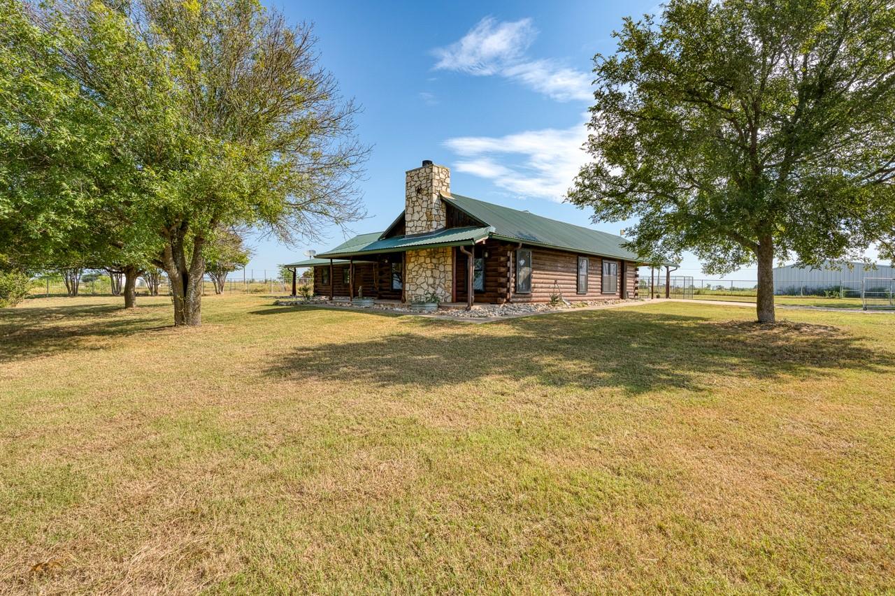 800 County Road 126 Tx 78626