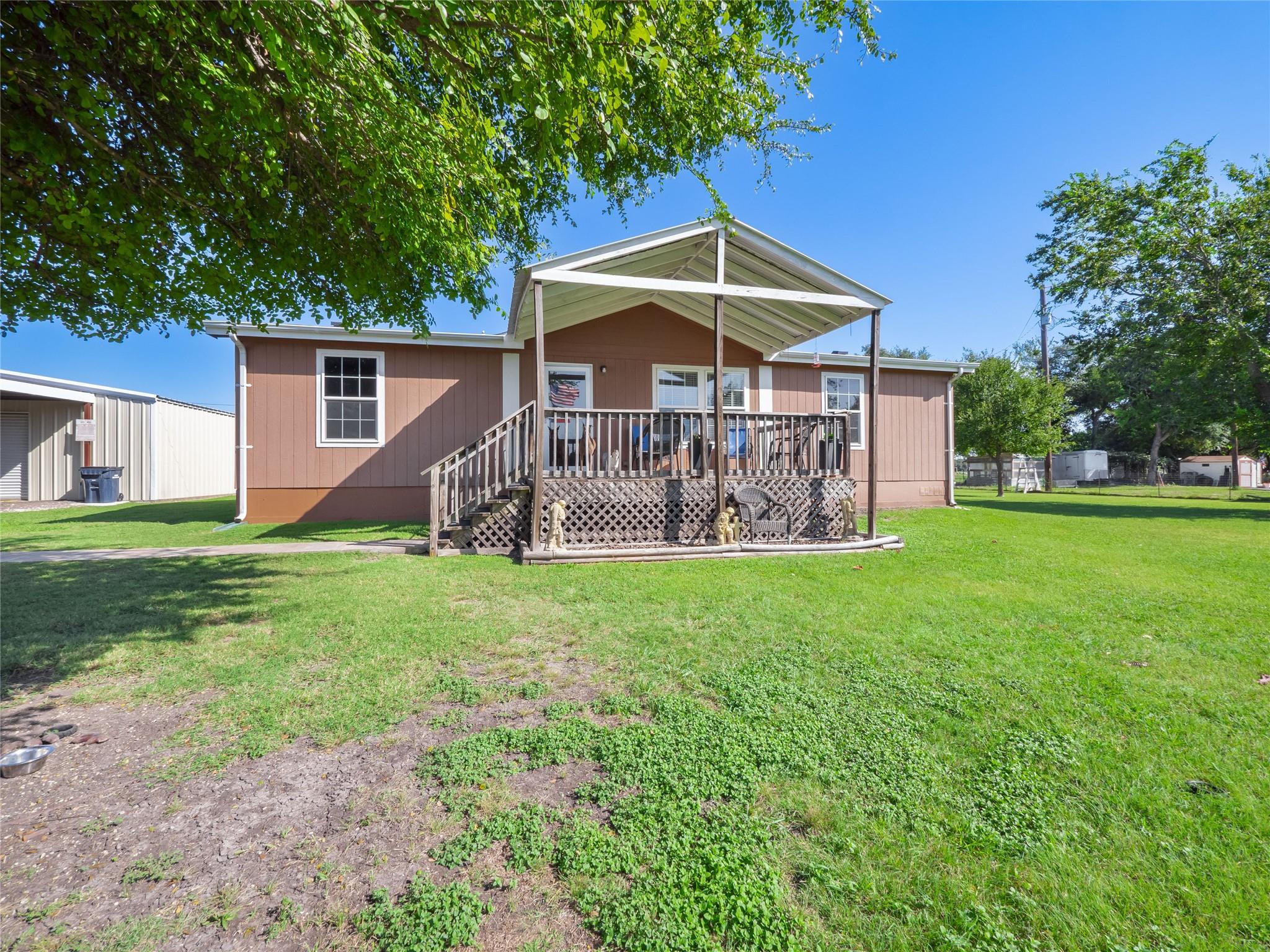 1200 County Road 226 Tx 76527