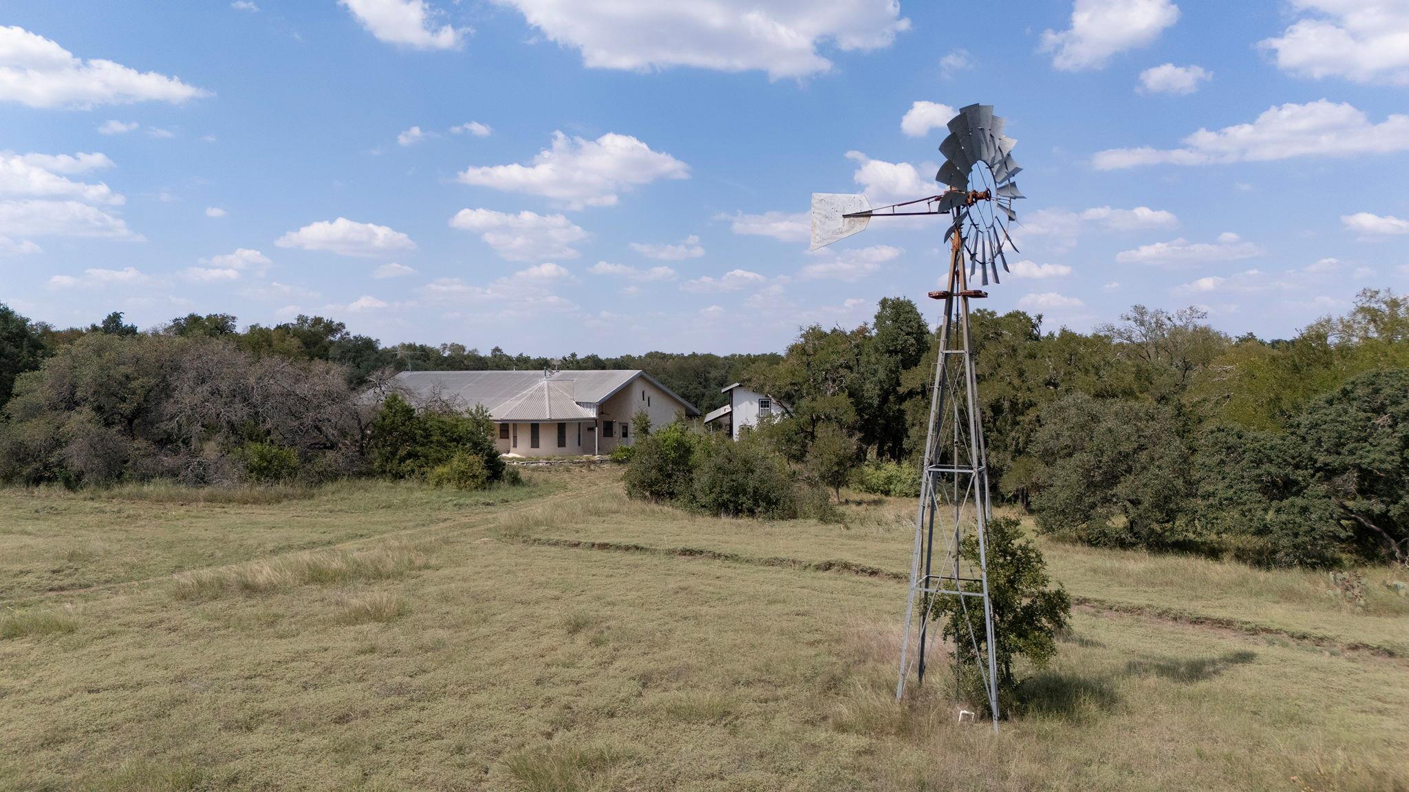 1400 Cobb Creek Tx 78633