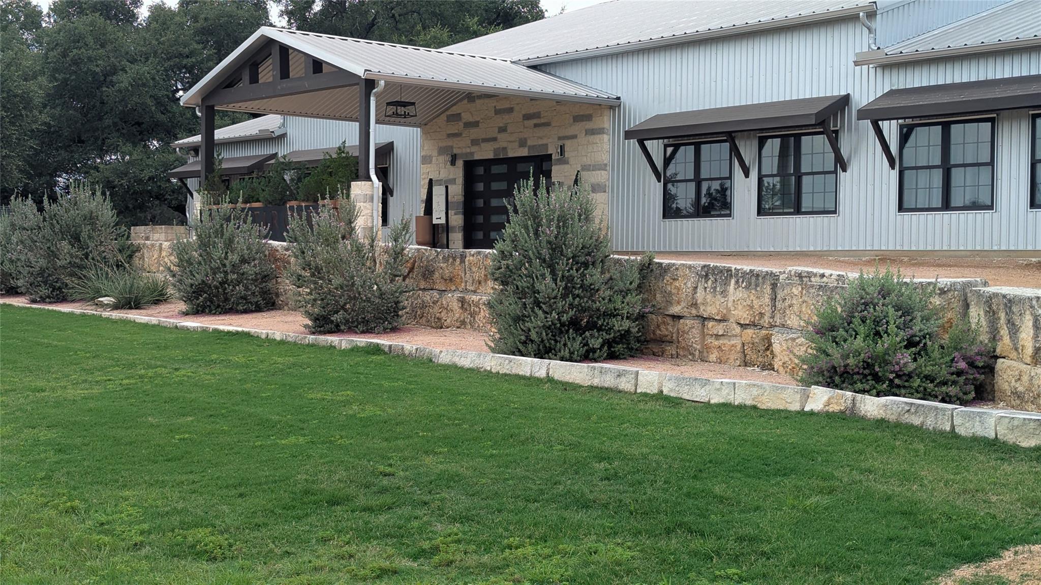 3354 County Road 236 Tx 78642