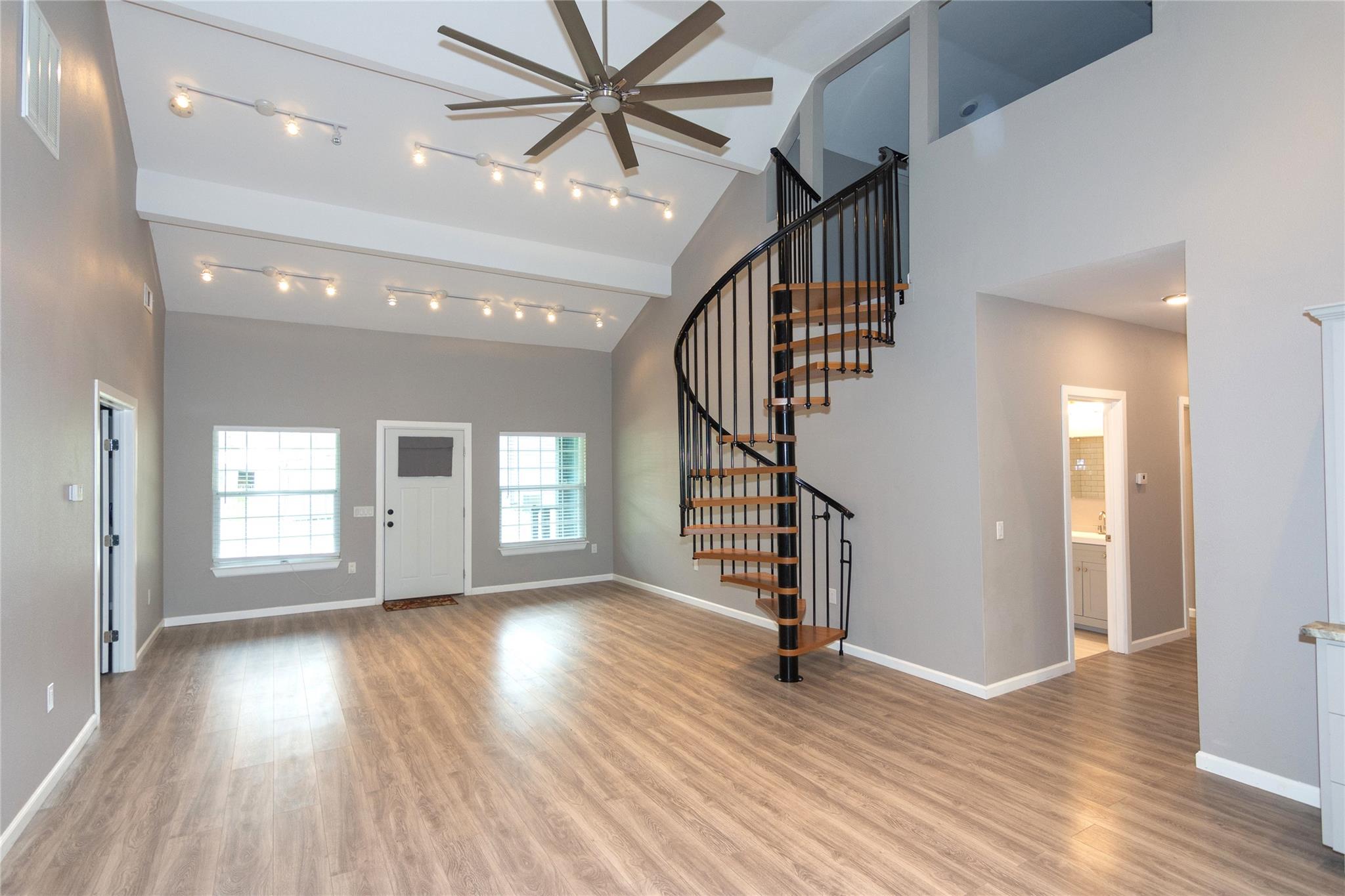 400 Guadalupe Tx 76530