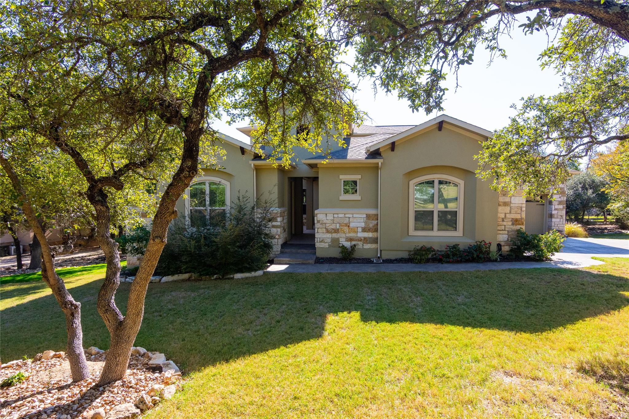 316 Chadwick Tx 78628