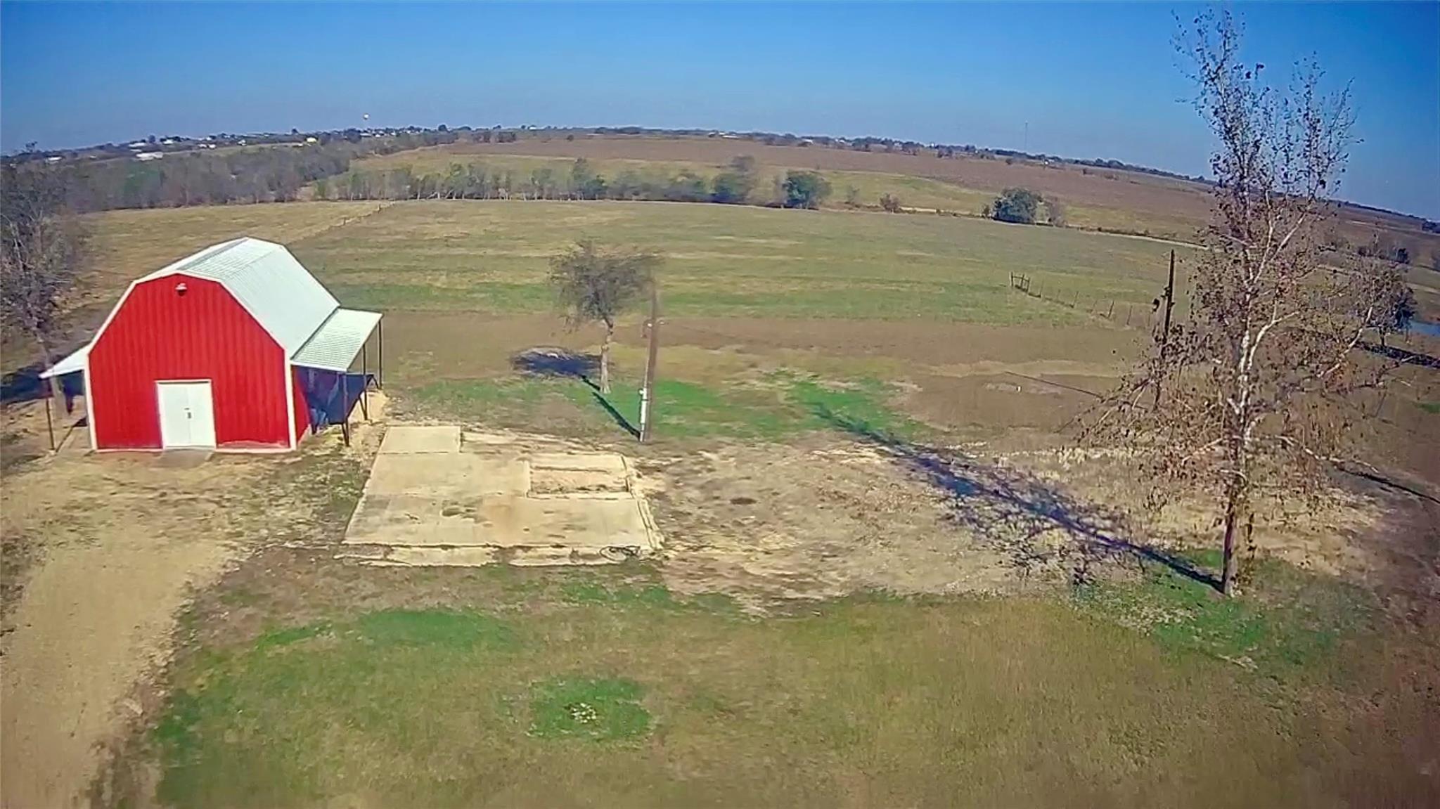 601 County Road 497 Tx 76574