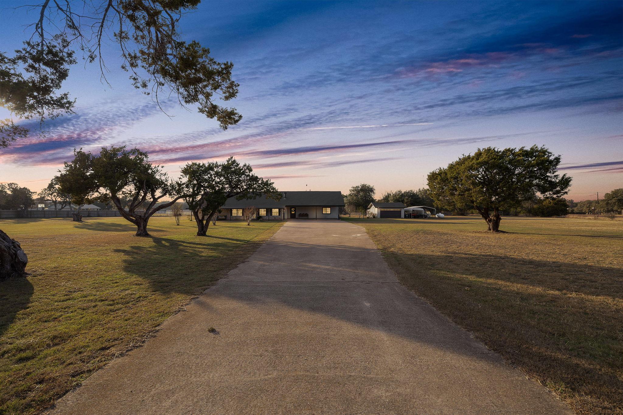 300 County Road 290 Tx 78641
