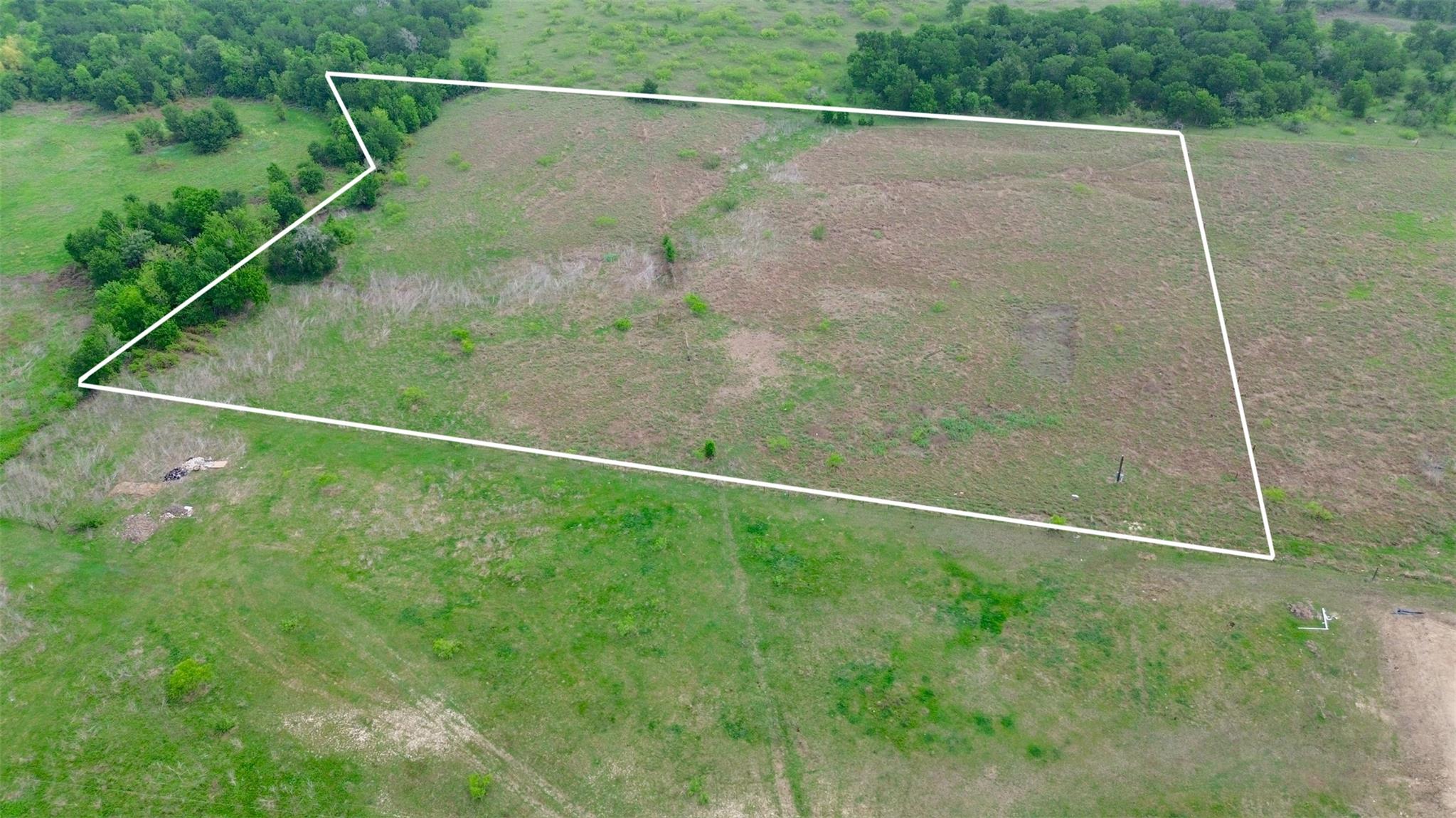 1745 County Road 466 Tx 78621