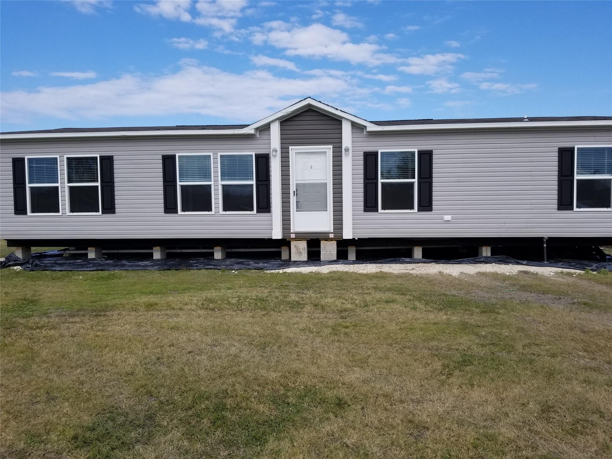 2409 County Road 313 Tx 76537