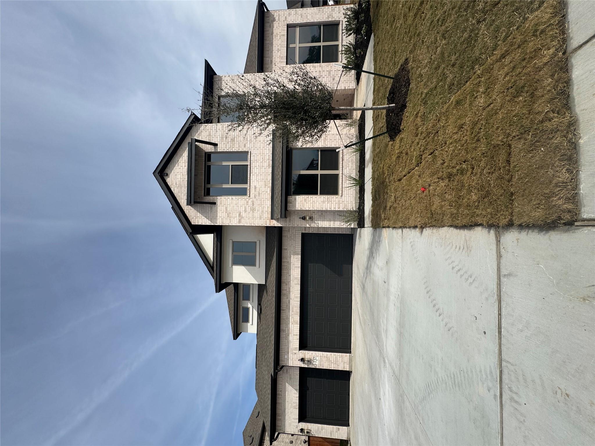 232 Camille Tx 78641