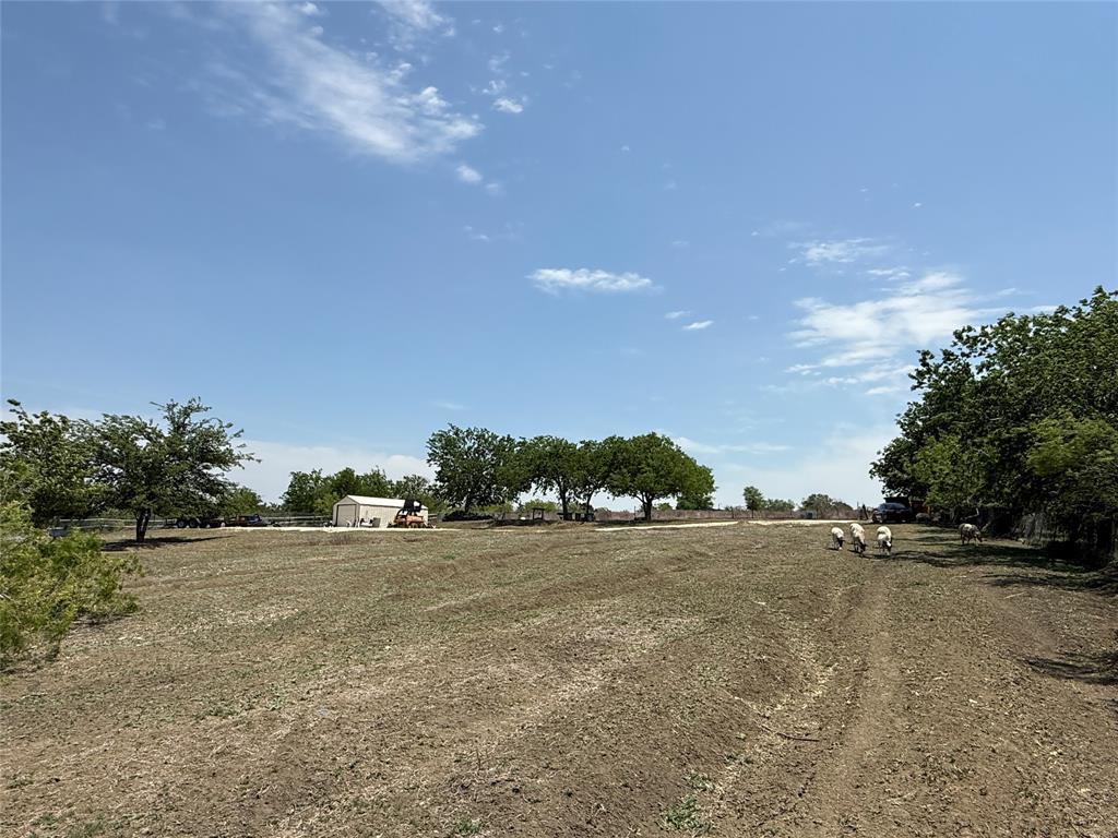1796 County Road 139 Tx 78634