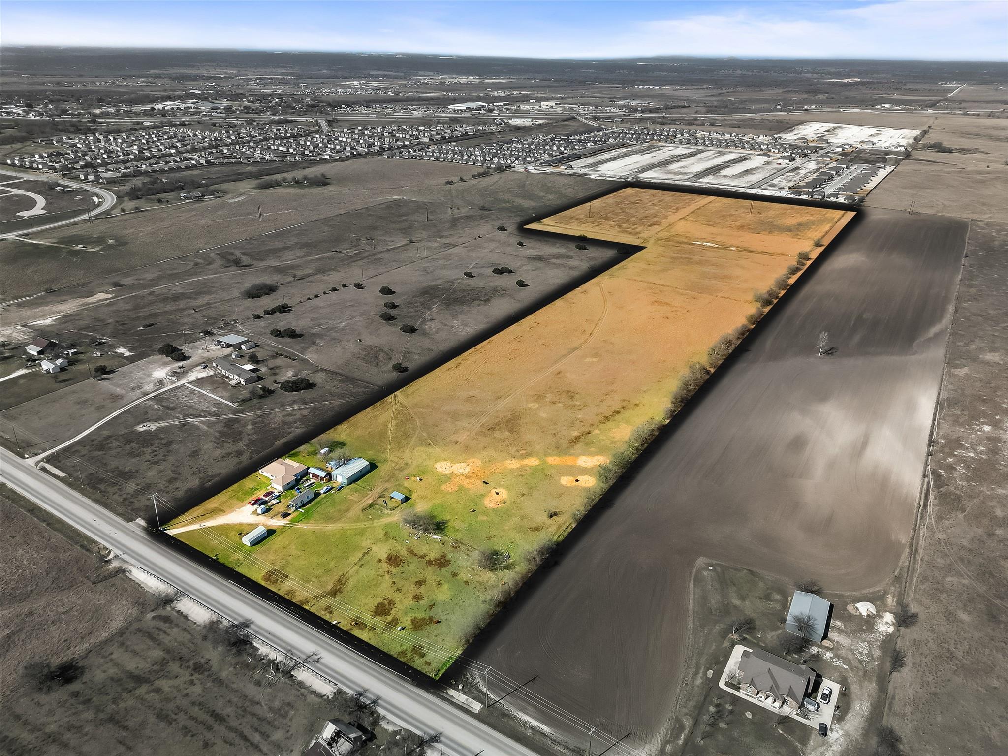 1351 E Fm 487 Tx 76537