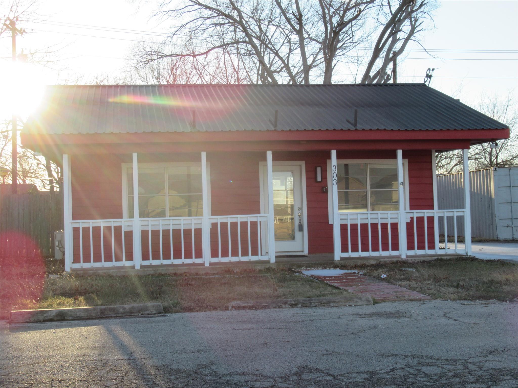 303 Us Highway 183 Tx 78641