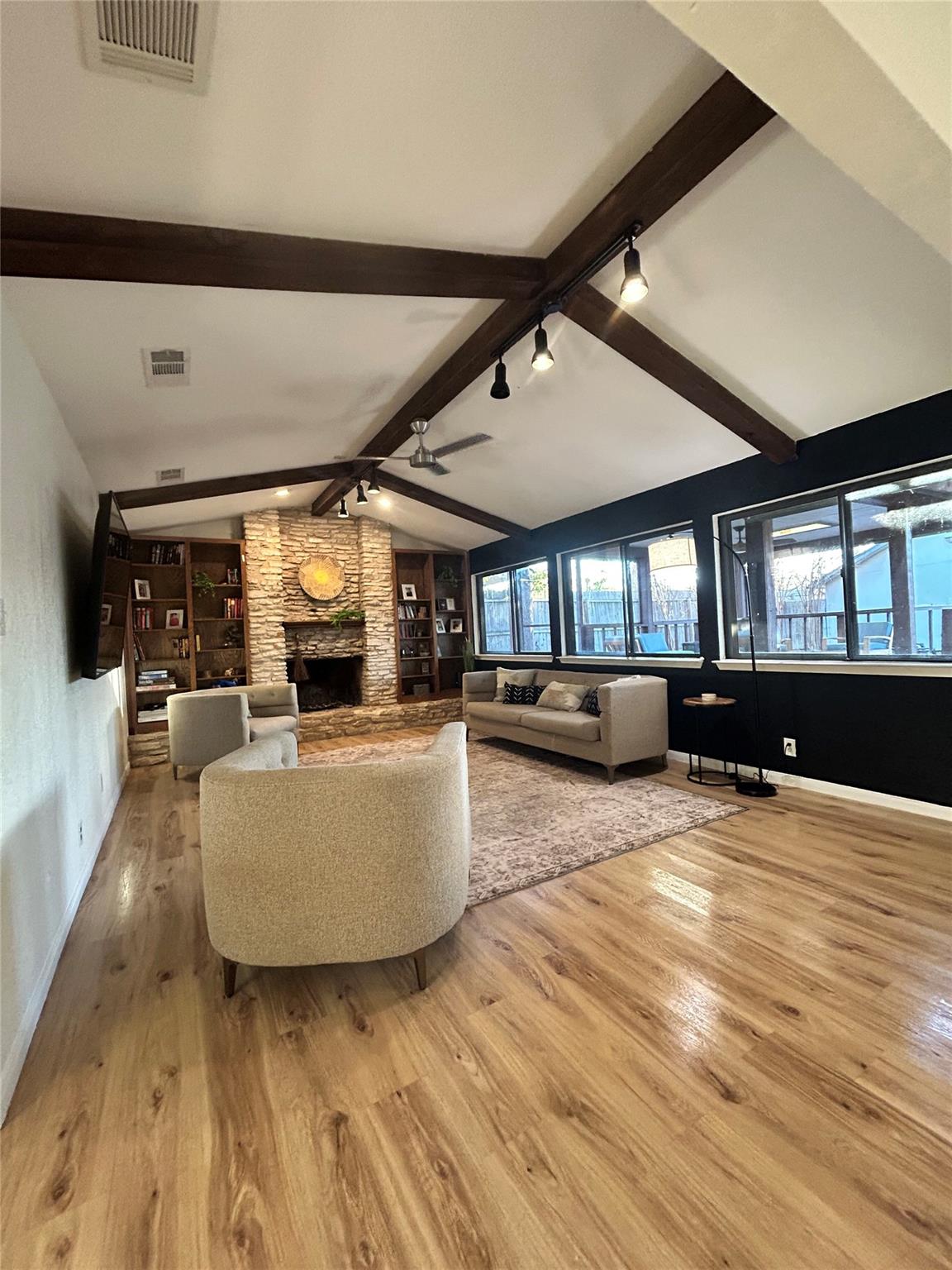 9507 Sherbrooke Tx 78729